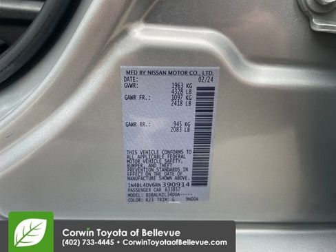 Used 2024 Nissan Altima 2.5 SV FWD image 28