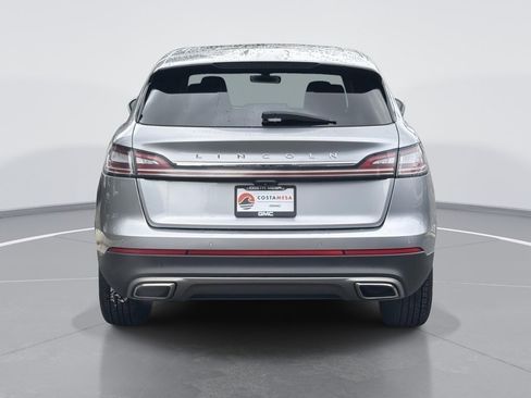 Used 2023 Lincoln Nautilus Reserve AWD/4WD image 4