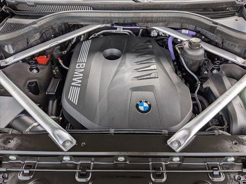 Used 2026 BMW X7 xDrive40i w/ M Sport Package image 24