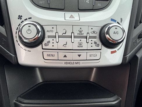 Used 2016 Chevrolet Equinox LT w/ Convenience Package image 18