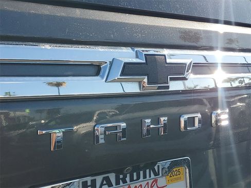 Used 2021 Chevrolet Tahoe Premier w/ Premium Package image 8