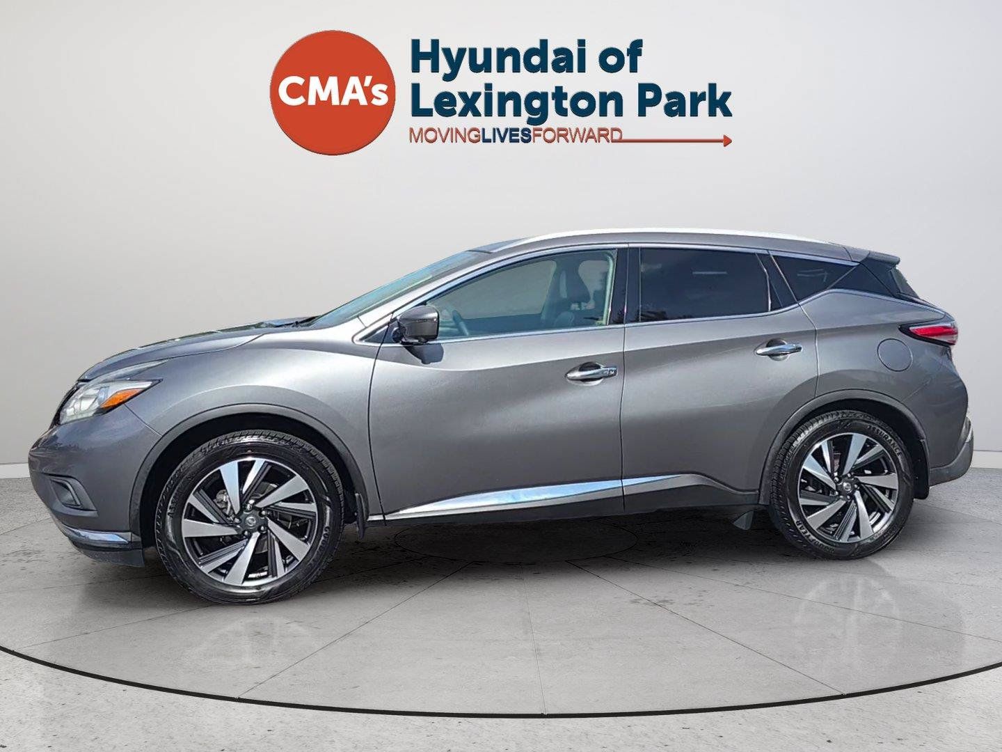 Used 2017 Nissan Murano Platinum w/ Platinum Technology Package FWD image 2