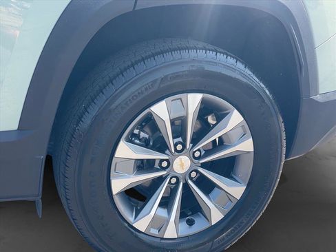 Used 2026 Chevrolet Equinox LT FWD image 26
