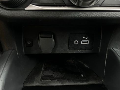 Used 2025 Nissan Versa SV image 23