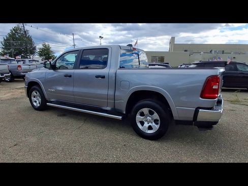 Certified 2025 RAM 1500 Big Horn AWD/4WD image 6