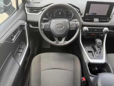 Used 2025 Toyota RAV4 XLE FWD image 14