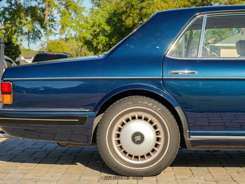 Used 1996 Rolls-Royce Silver Dawn image 10