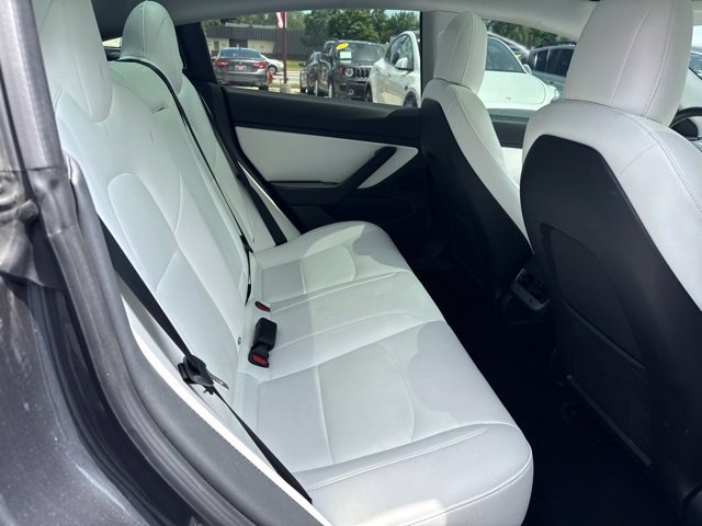 Used 2018 Tesla Model 3 Mid Range RWD image 21