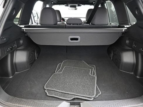 Certified 2025 Subaru Forester Premium AWD/4WD image 19