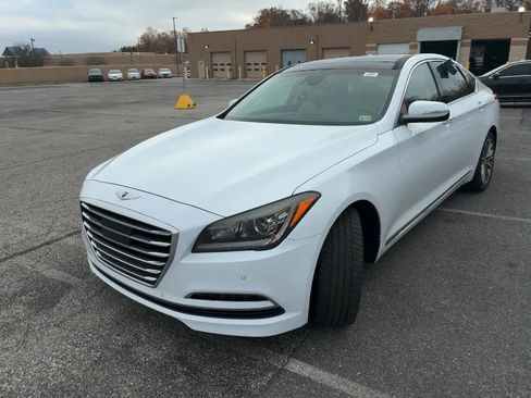 Used 2015 Hyundai Genesis 3.8 w/ Option Group 04 image 2