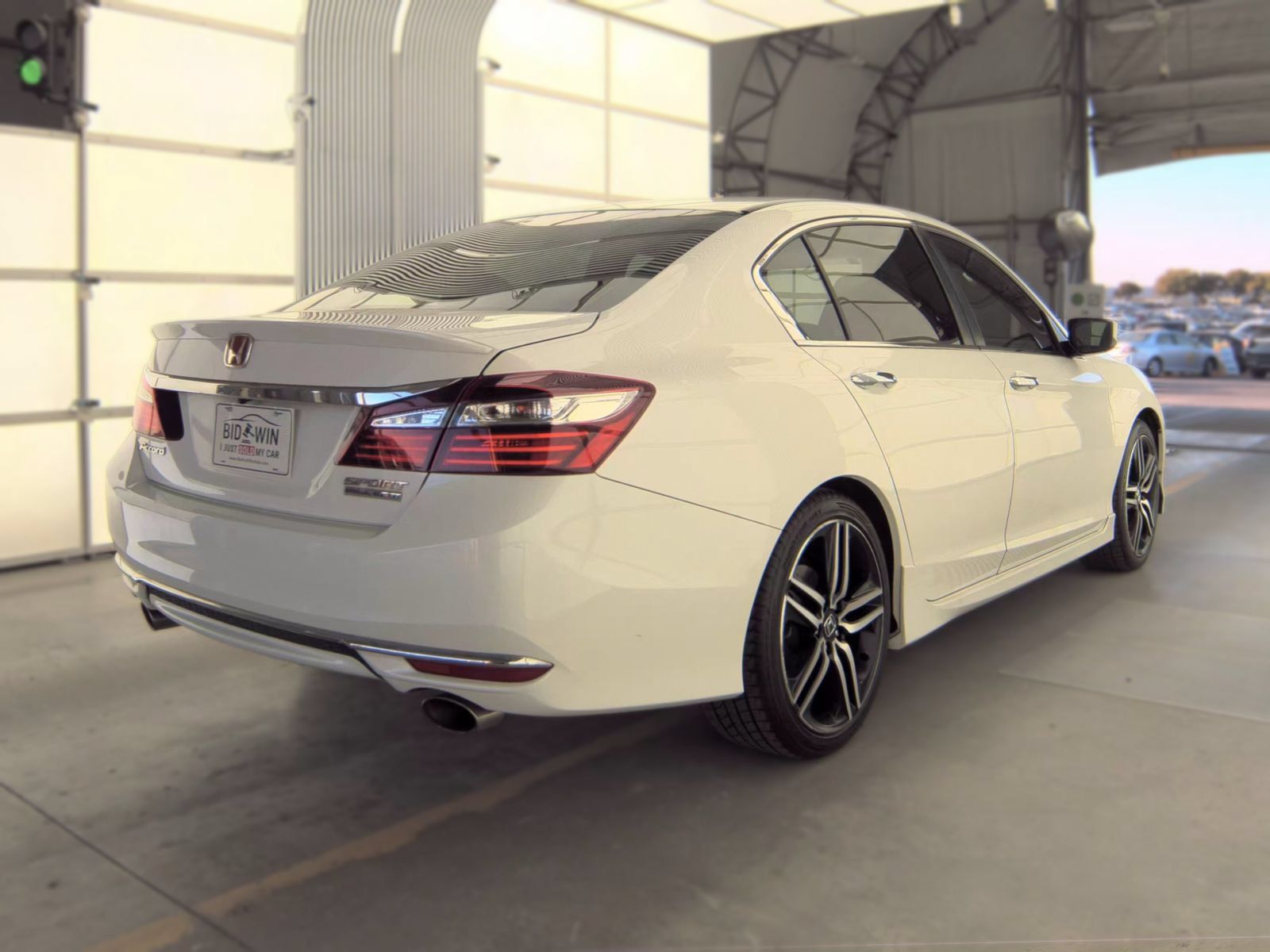 Used 2017 Honda Accord Sport Special Edition image 3
