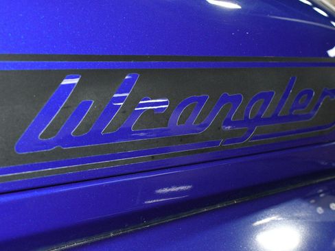 Used 2018 Jeep Wrangler Unlimited Sahara AWD/4WD image 99