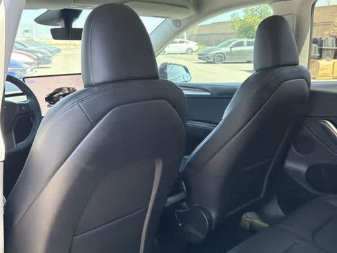 Used 2023 Tesla Model Y Long Range image 15