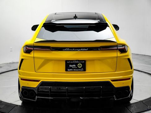 Used 2021 Lamborghini Urus image 14