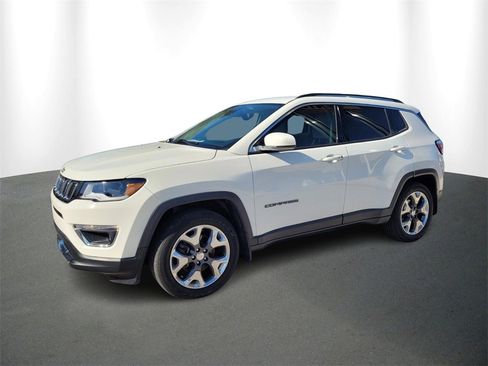 Used 2018 Jeep Compass Limited w/ Navigation Group image 2