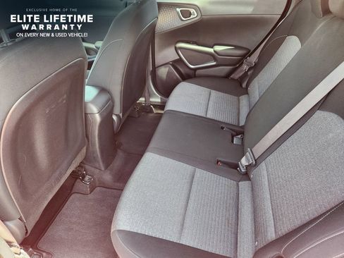 Used 2020 Kia Soul GT-Line FWD image 29