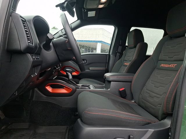 Used 2024 Nissan Frontier PRO-4X w/ Technology Package AWD/4WD image 12