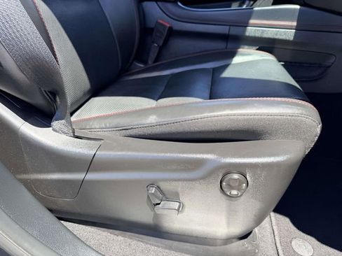 Used 2025 Dodge Durango GT AWD/4WD image 9
