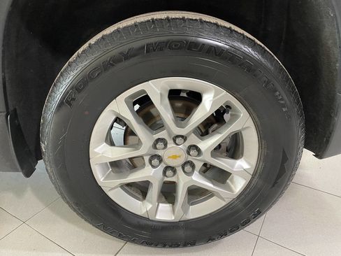 Used 2020 Chevrolet Traverse LS image 13