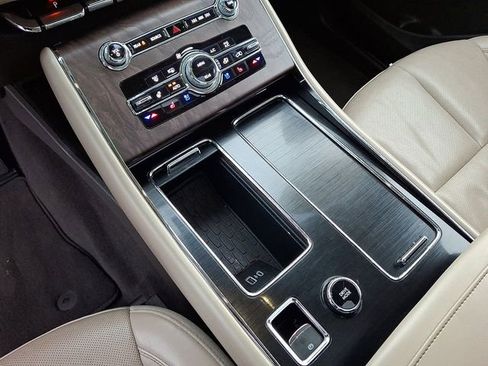 Used 2021 Lincoln Aviator Reserve w/ Elements Package Plus image 23