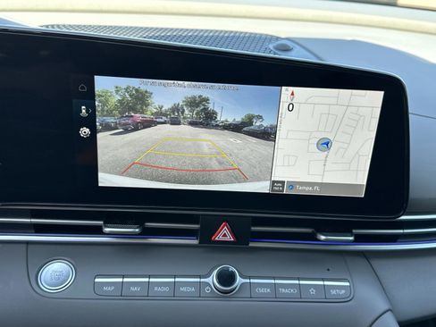 Used 2025 Hyundai Elantra SEL FWD image 27