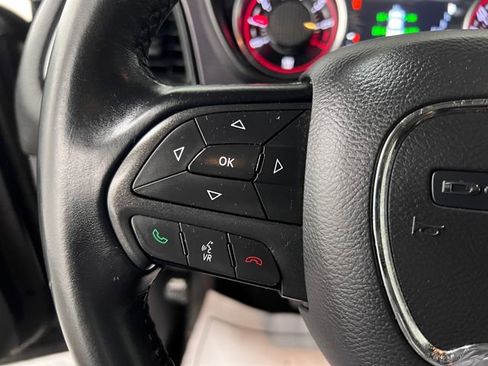 Used 2016 Dodge Challenger SXT image 46