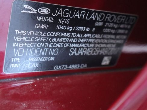 Used 2017 Jaguar XE image 51