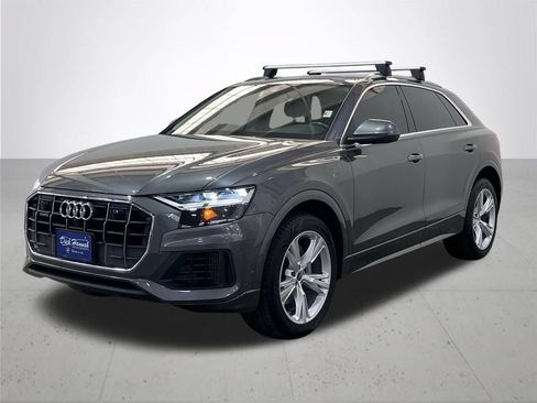 Used 2022 Audi Q8 Premium Plus AWD/4WD image 2