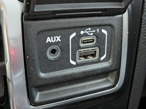 Used 2022 Jeep Wrangler Unlimited Sport AWD/4WD image 21