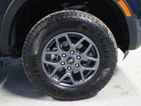 Used 2025 Ford Ranger XLT w/ Equipment Group 301A High AWD/4WD image 33