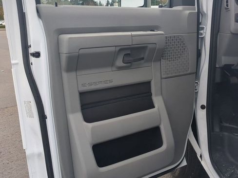 New 2024 Ford E-350 and Econoline 350 Super Duty w/ Power Windows & Locks Group RWD image 9