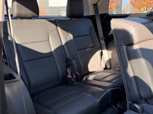 Used 2018 GMC Acadia Denali w/ LPO, Floor Liner Package image 8