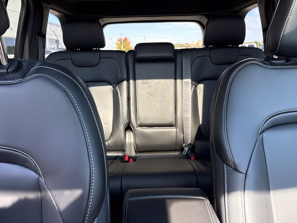 New 2027 Jeep Grand Cherokee Limited AWD/4WD image 25