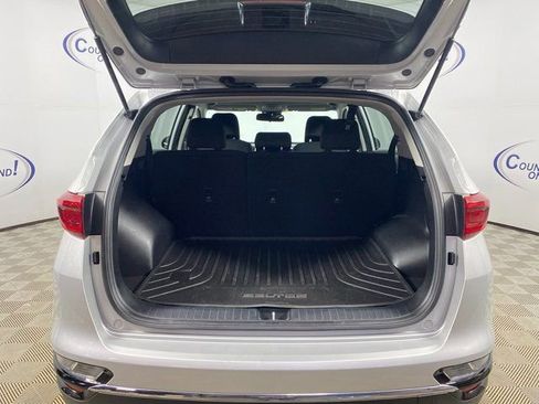 Used 2022 Kia Sportage LX image 6