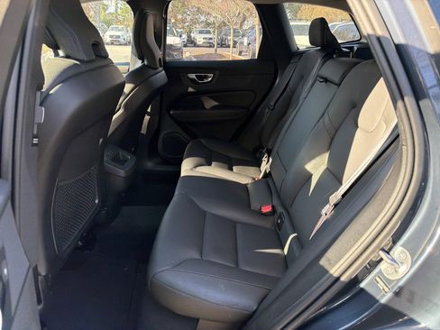 Certified 2025 Volvo XC60 B5 Plus image 32