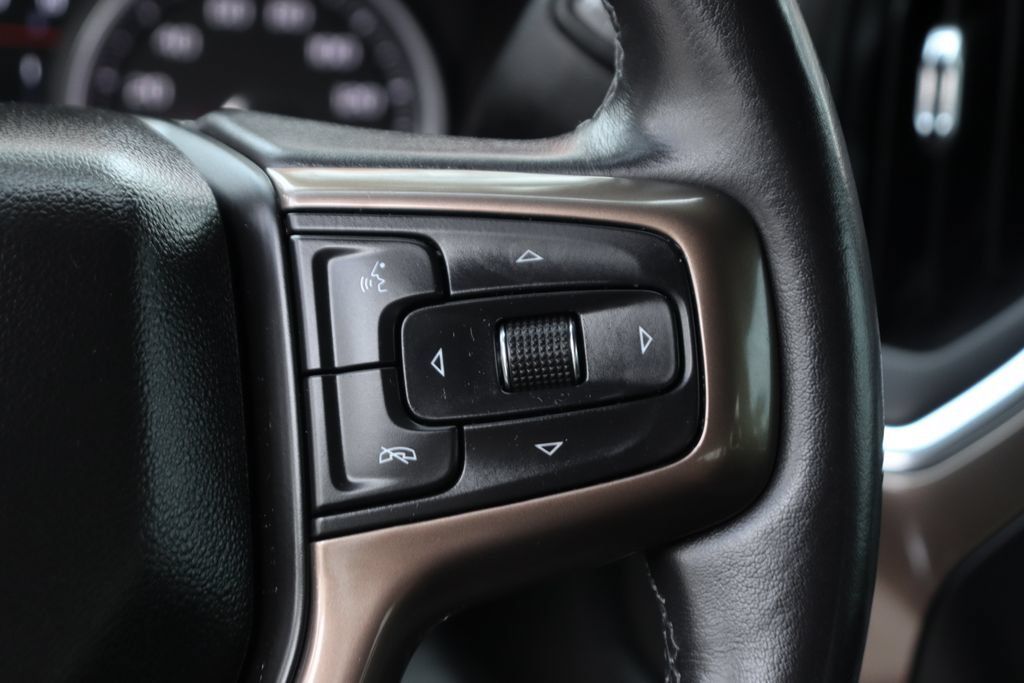Used 2020 Chevrolet Silverado 2500 High Country w/ Technology Package AWD/4WD image 27