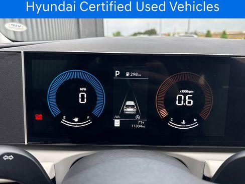 Certified 2025 Hyundai Tucson SE FWD image 22