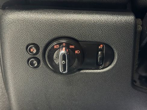 Used 2016 MINI Cooper S image 29