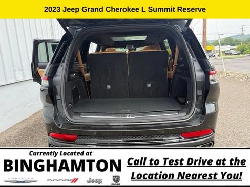 Used 2023 Jeep Grand Cherokee L Summit AWD/4WD image 33