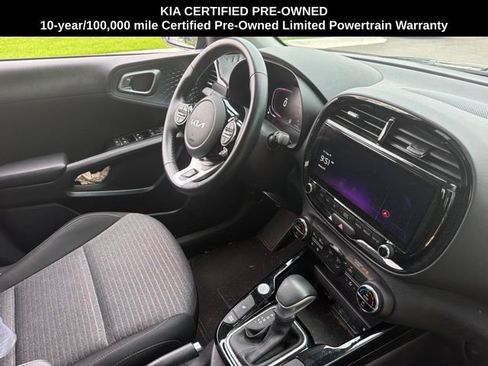 Certified 2024 Kia Soul EX FWD image 12