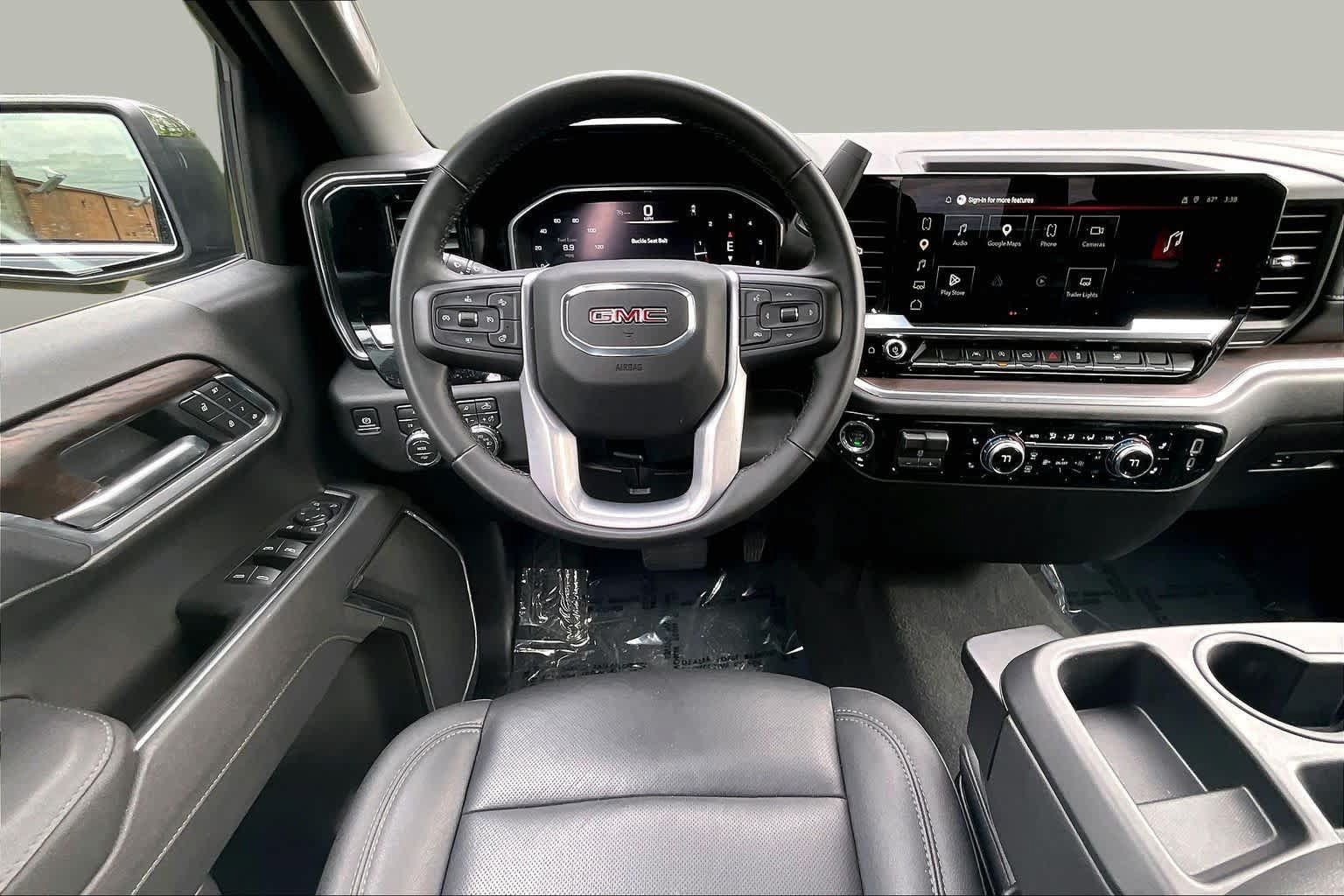 Used 2026 GMC Sierra 1500 SLT AWD/4WD image 6
