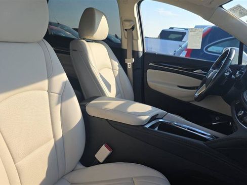 Used 2023 Buick Enclave Premium AWD/4WD image 7