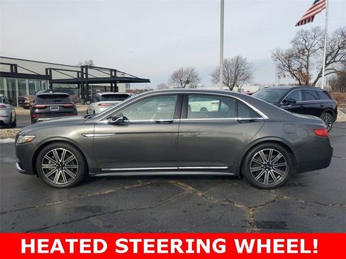 Used 2017 Lincoln Continental Reserve w/ Climate Package image 4