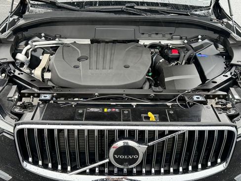 Certified 2023 Volvo XC60 B5 Ultimate w/ Climate Package AWD/4WD image 40
