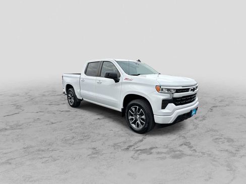 Used 2023 Chevrolet Silverado 1500 RST AWD/4WD image 2
