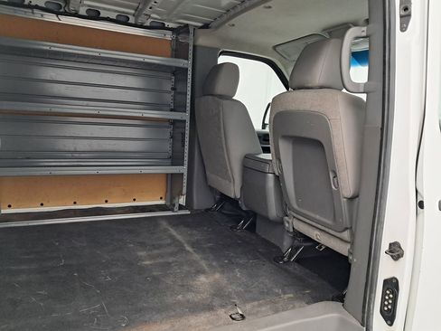 Used 2015 Nissan NV 2500 SV image 13