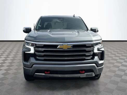 Used 2024 Chevrolet Silverado 1500 High Country RWD image 2