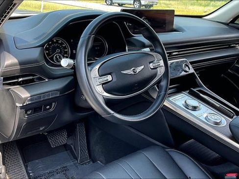 Used 2024 Genesis GV80 2.5T AWD/4WD image 17