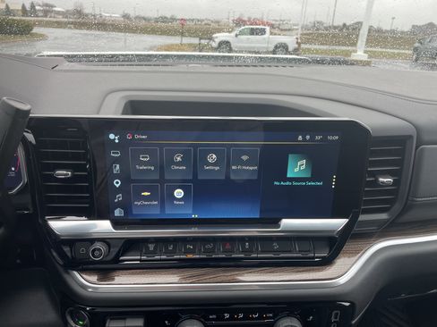 Used 2026 Chevrolet Silverado 2500 LT w/ Trail Boss Package image 42