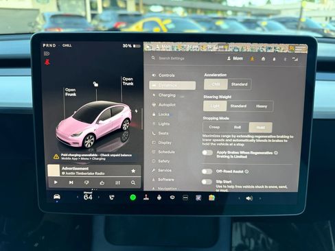 Used 2022 Tesla Model Y Long Range AWD/4WD image 31